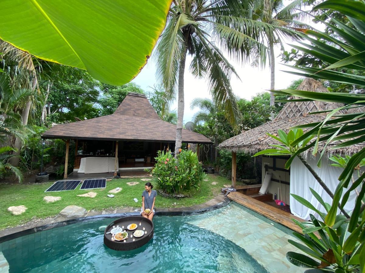 Bhuvana With Private Swimming Pool Villa *