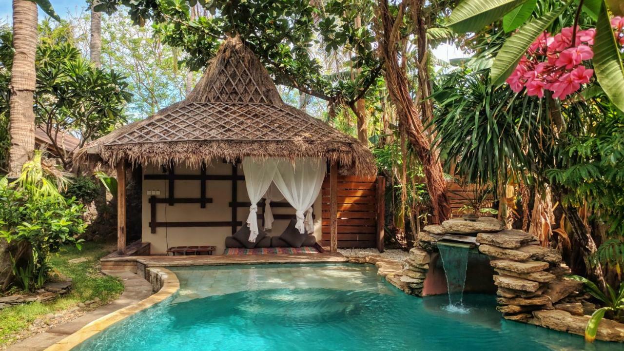 Bhuvana With Private Swimming Pool *