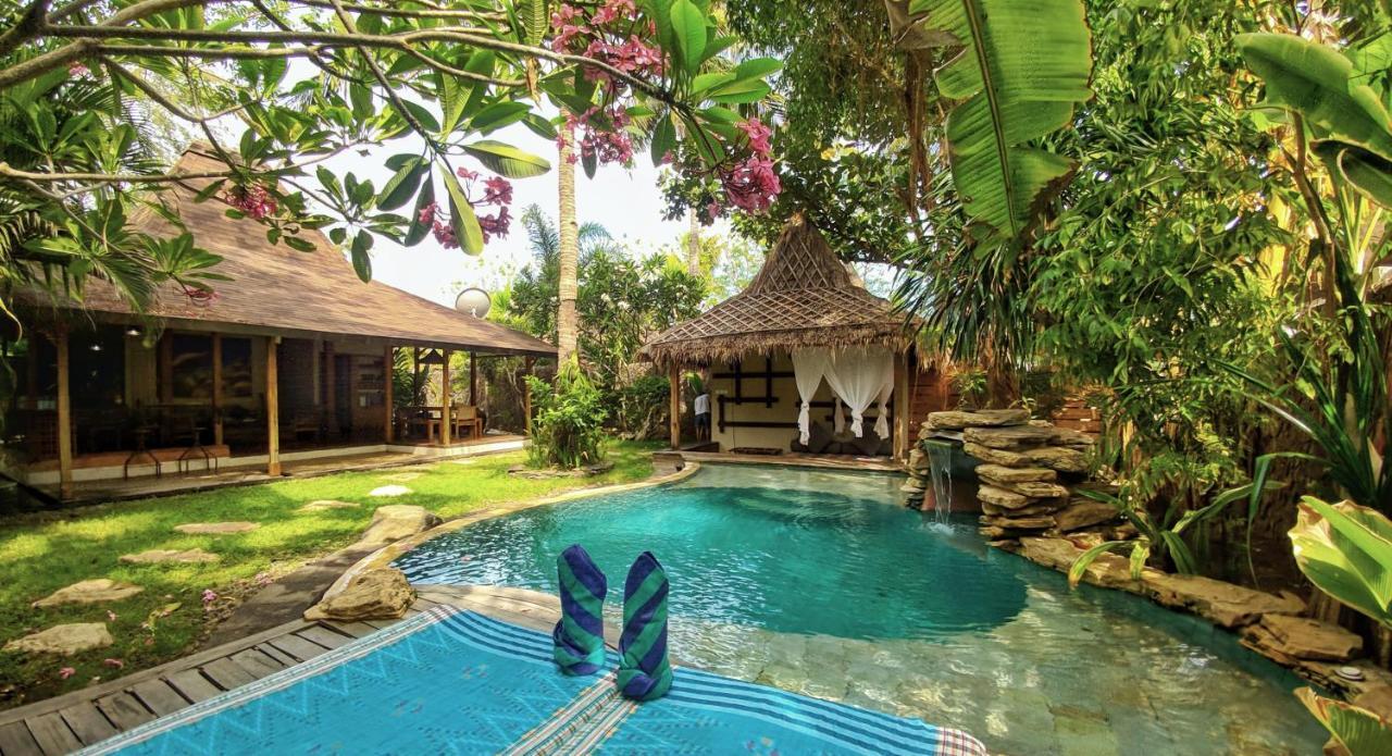 Bhuvana With Private Swimming Pool Gili Trawangan